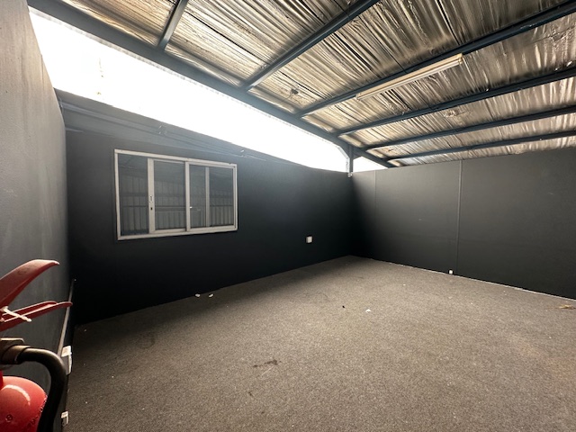 To Let Commercial Property for Rent in Maitland Western Cape